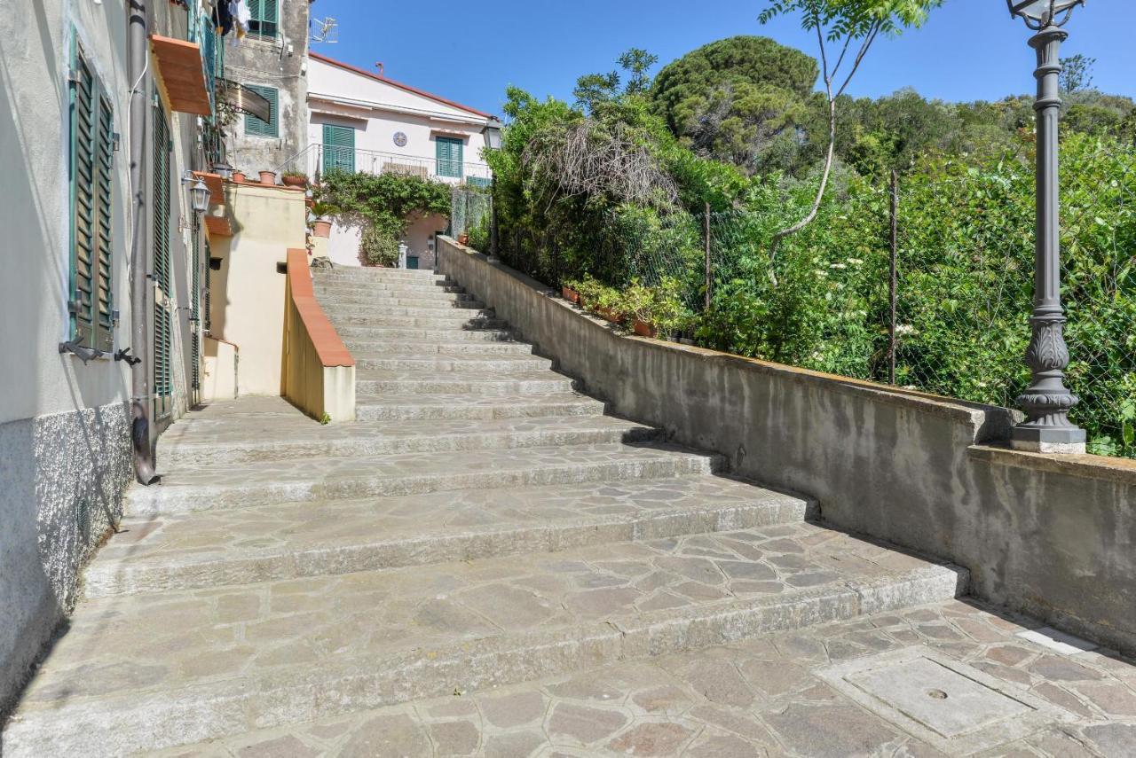 Casa Vacanze Iose Rio Marina Eksteriør billede
